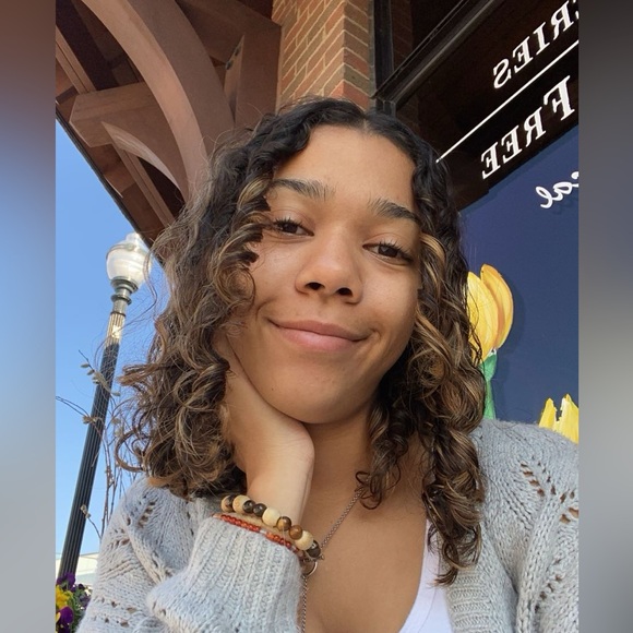 Meet your Posher, Kiara - Picture 1 of 1